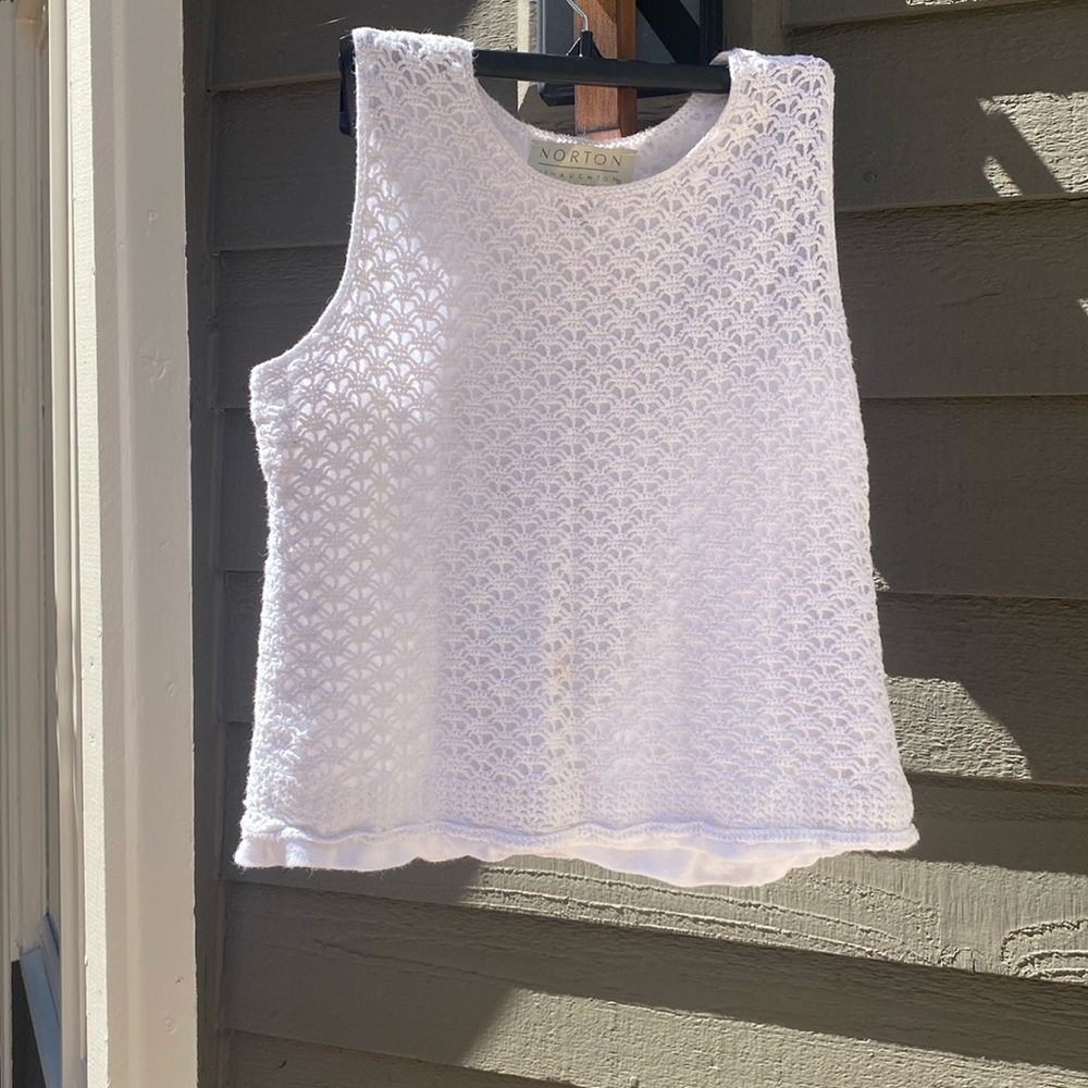 White tank top by Norton McNaughton size XL